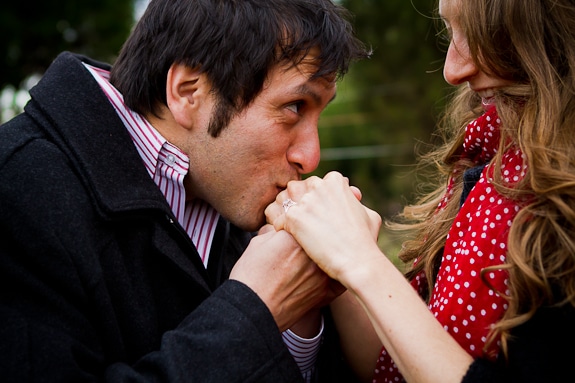 christmas tree decorating engagement shoot (16)