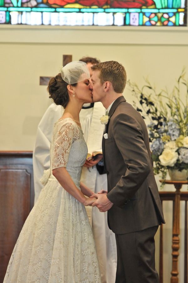 alternative vintage maryland wedding pictures (32)