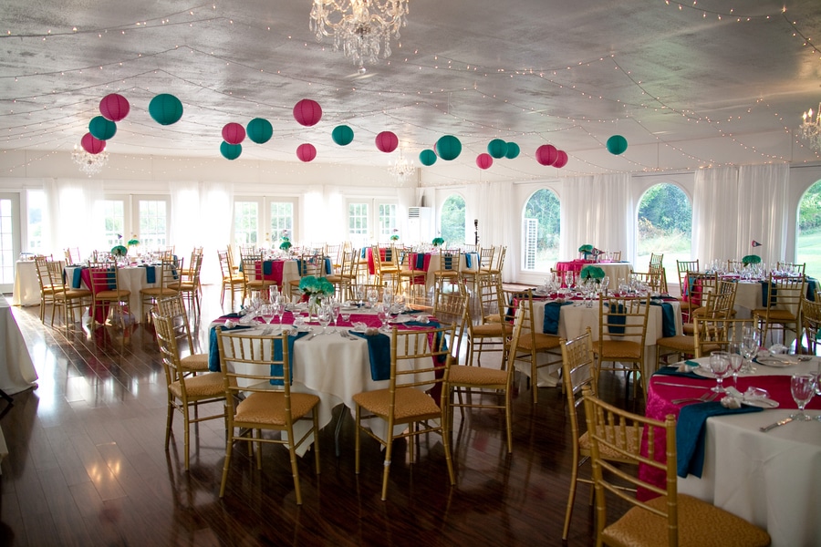 offbeat virginia weddings blog pictures hot pink teal wedding details (4)