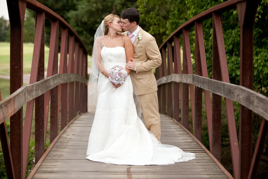 offbeat virginia weddings blog pictures hot pink teal wedding details (6)