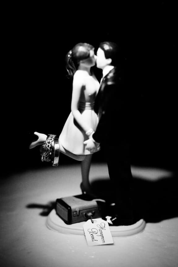 cake topper with rings