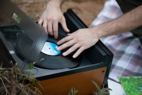 vintage camping inspired weddings details pictures moonrise kingdom wedding (15)