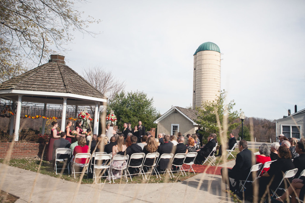 outdoor fall maryland wedding ceremony