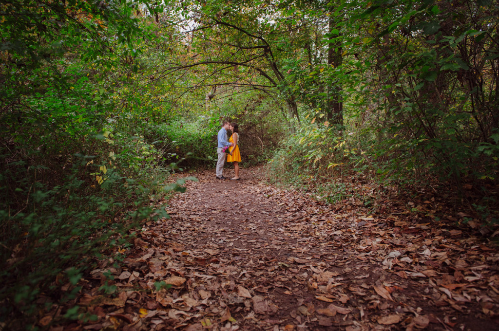 casual fall park Virginia engagement pictures