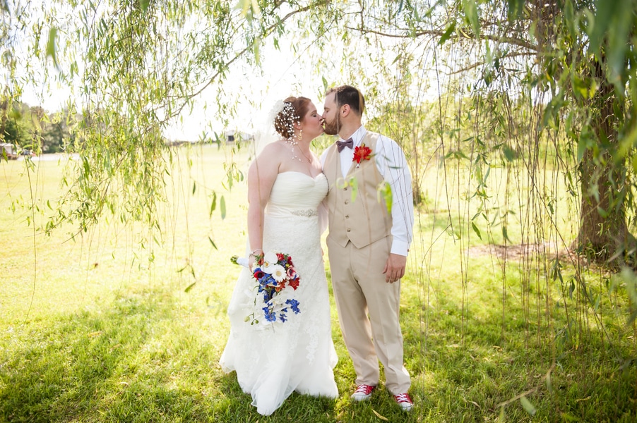 rustic DIY red white blue Virginia wedding (22)
