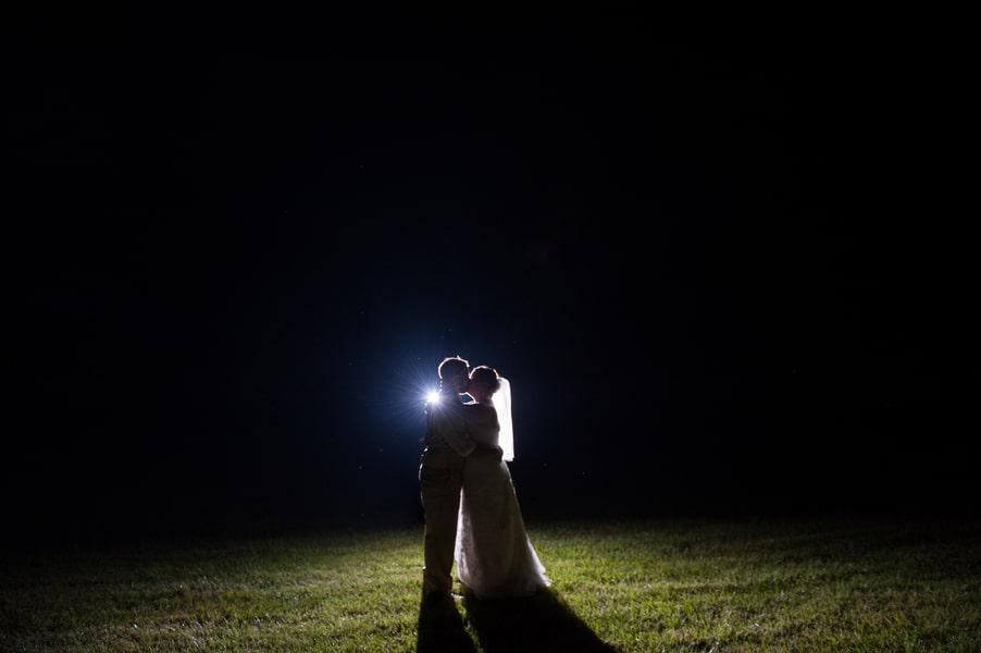rustic DIY red white blue Virginia wedding (26)