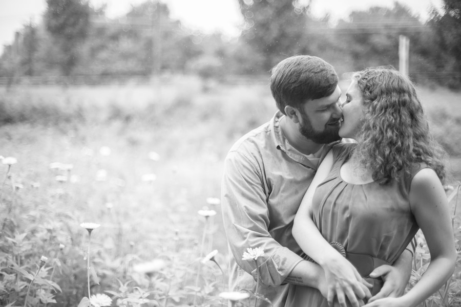 heysers farms maryland engagement pictures (4)