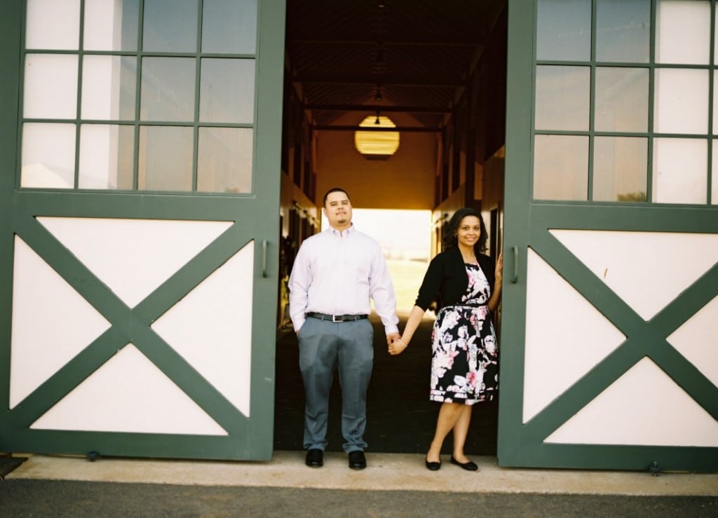 virginia vineyard engagement pictures (6)