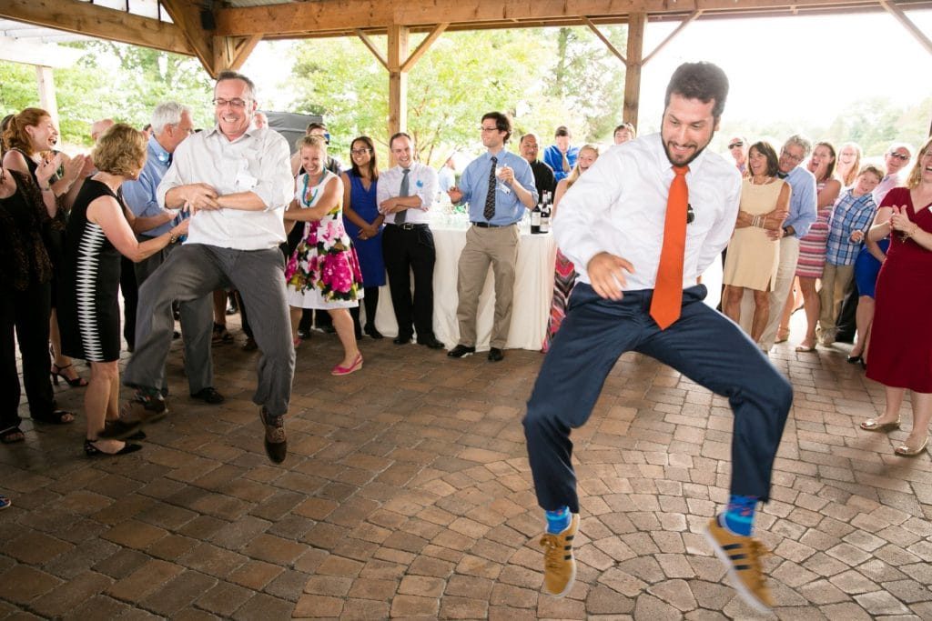 DIY Virginia wedding broad run farm pictures (25)