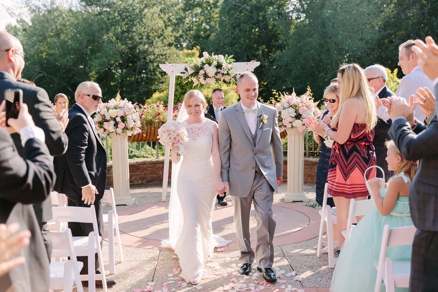 teal pink spring wedding pictures Virginia Meadowlark Botanical Gardens wedding (9)