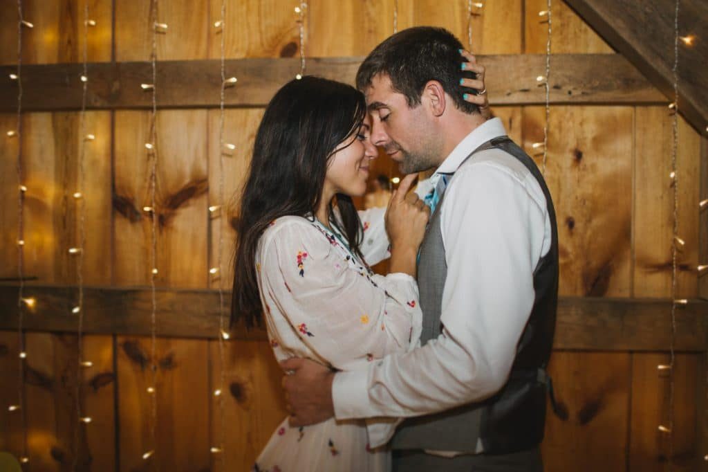 festival themed DIY rainbox colorful west virginia wedding (4)