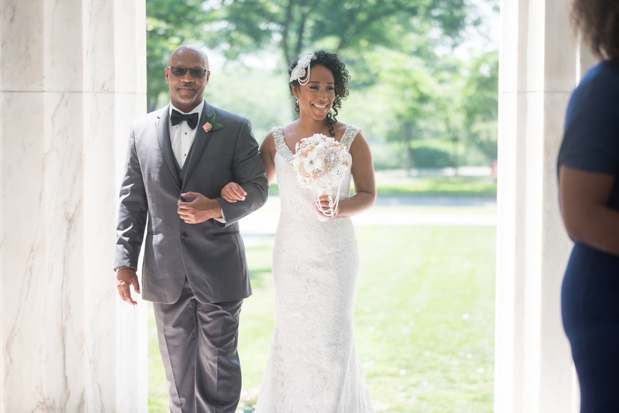 dc war memorial gorgeous wedding pictures (10)